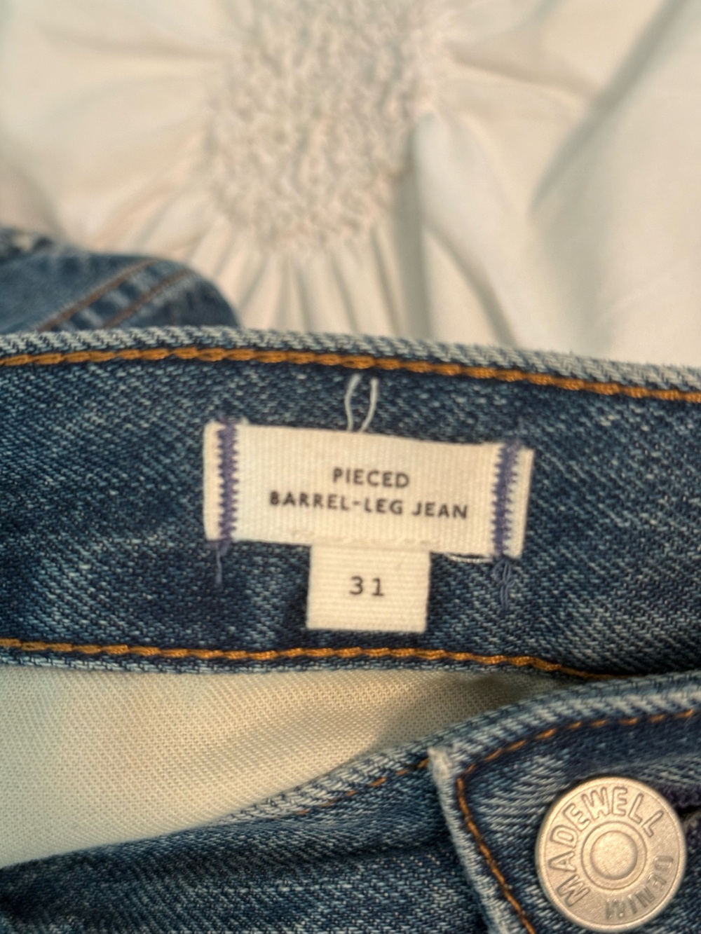 Madewell The Pieced Barrel Leg Jeans in Mosby Wash - Picture 5 of 5
